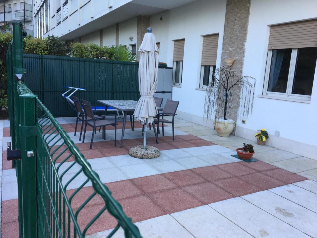 Casa Alice Garda Lejlighed Garda  Eksteriør billede